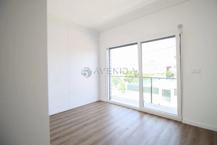 Moradia T3 para Venda em Fernao Ferro Foto 20