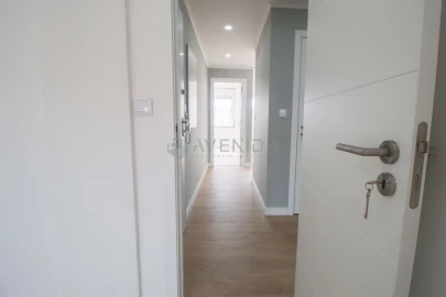 Apartamento T2 para Venda em Odivelas