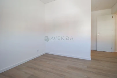 Apartamento T4 para Venda em Alto do Seixalinho, Santo André e Verderena