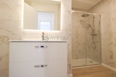Apartamento T4 para Venda em Alto do Seixalinho, Santo André e Verderena