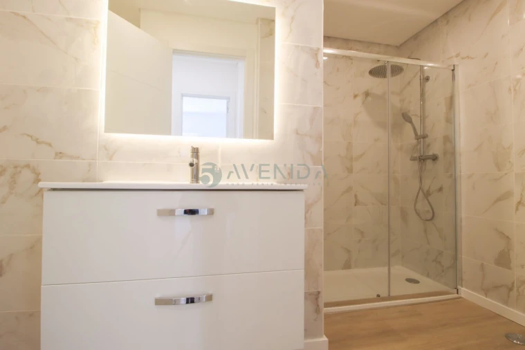 Apartamento T4 para Venda em Alto do Seixalinho, Santo André e Verderena Foto 13