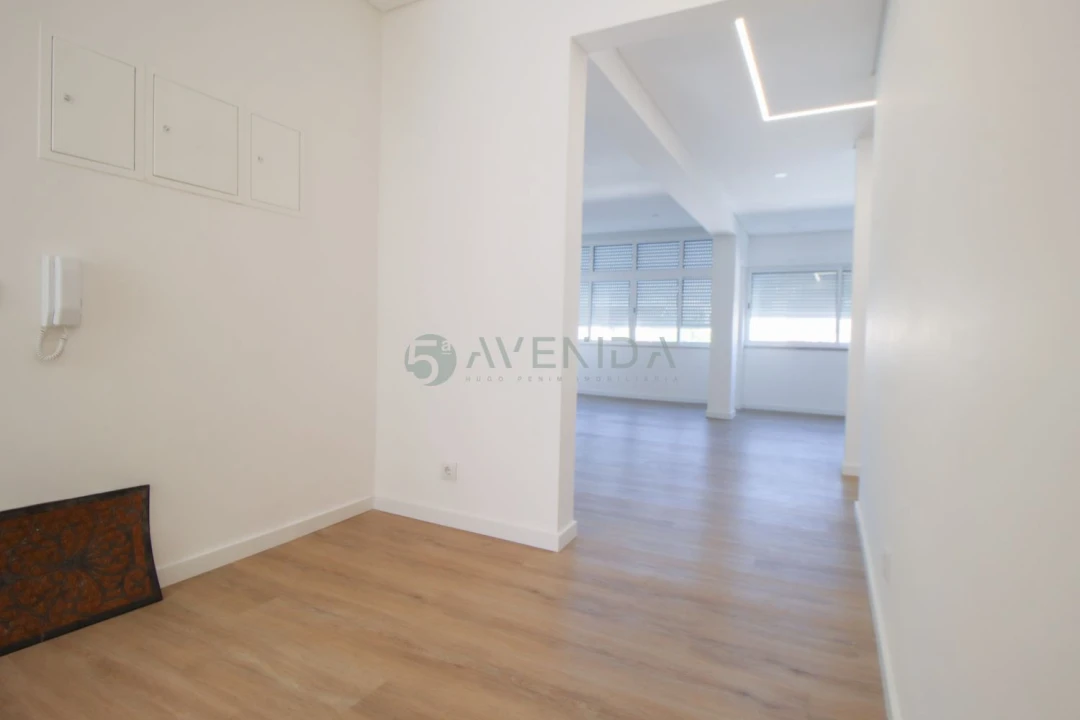 Apartamento T4 para Venda em Alto do Seixalinho, Santo André e Verderena Foto 5