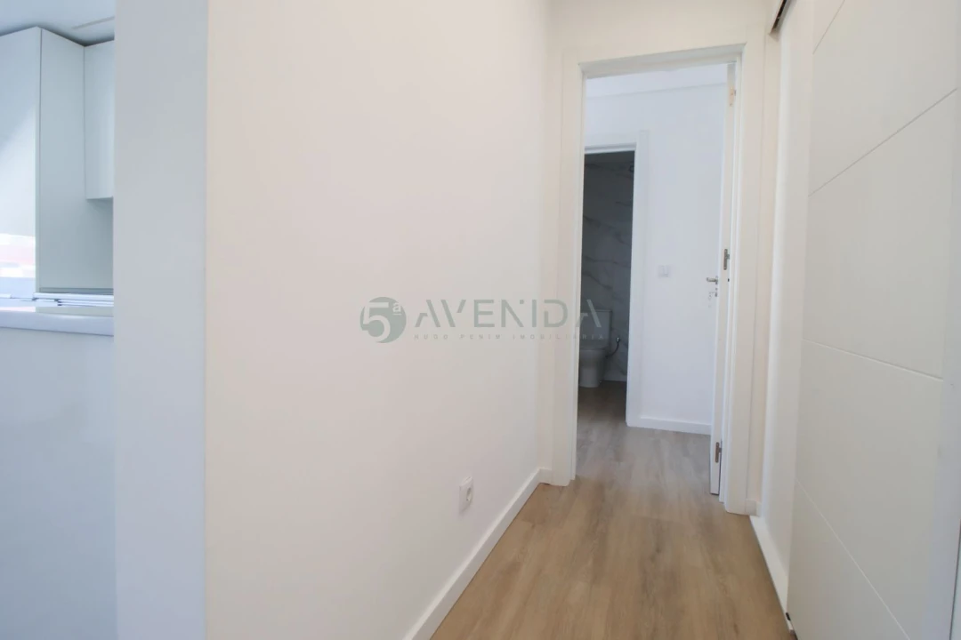 Apartamento T4 para Venda em Alto do Seixalinho, Santo André e Verderena Foto 6