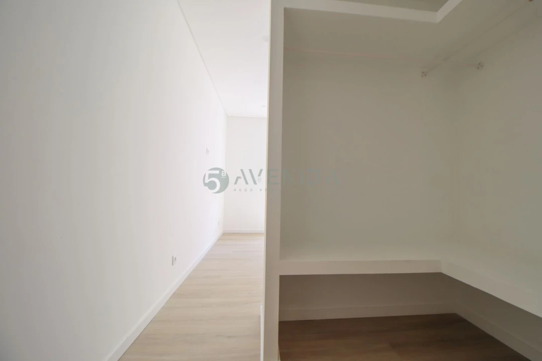 Apartamento T4 para Venda em Alto do Seixalinho, Santo André e Verderena Foto 17