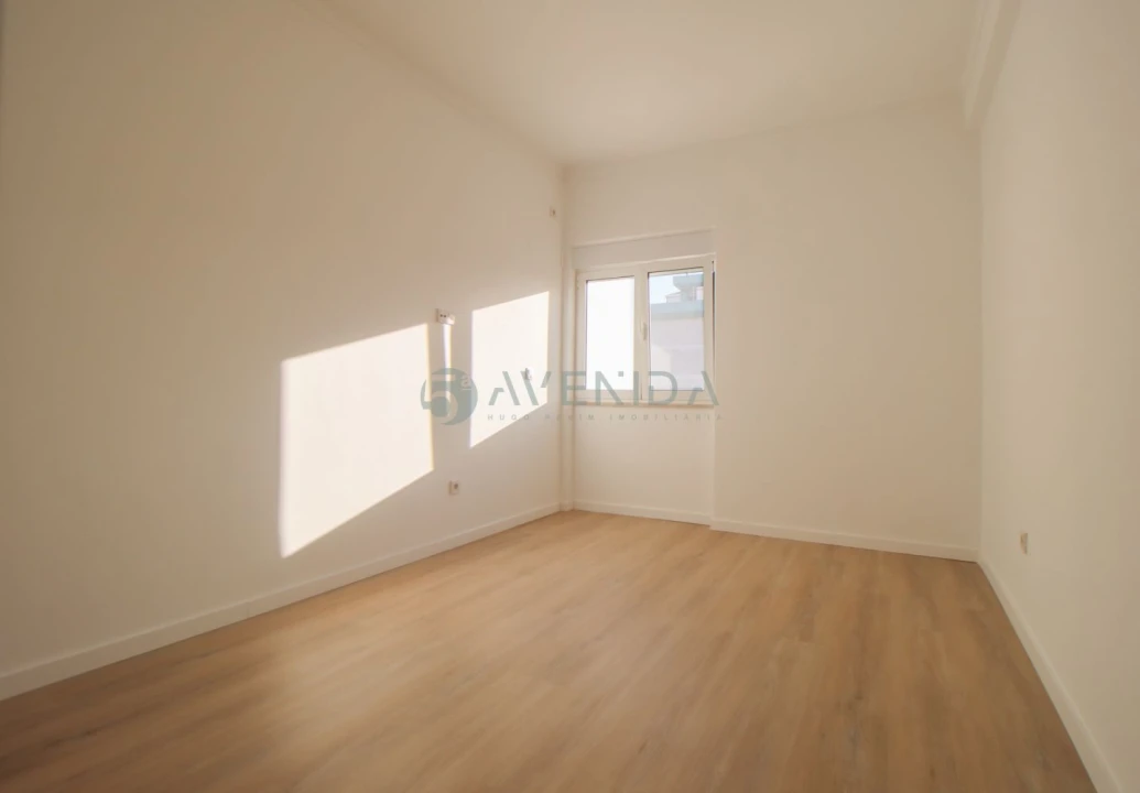 Apartamento T3 para Venda em Alto do Seixalinho, Santo André e Verderena Foto 7