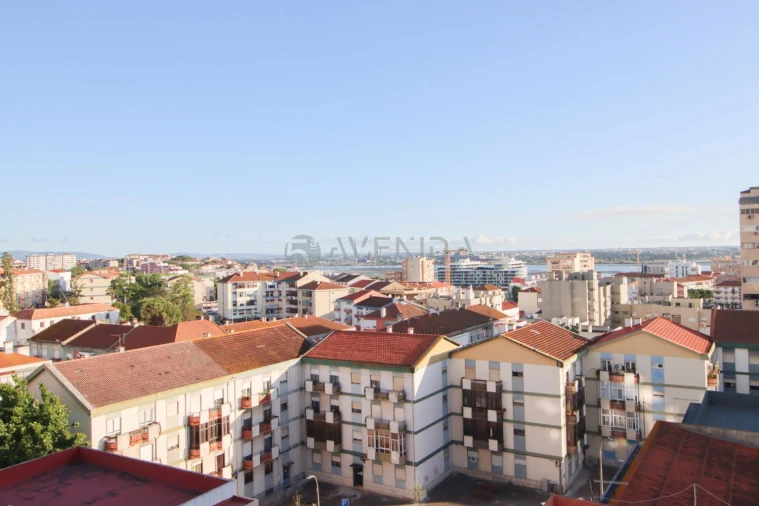 Apartamento T3 para Venda em Alto do Seixalinho, Santo André e Verderena Foto 15