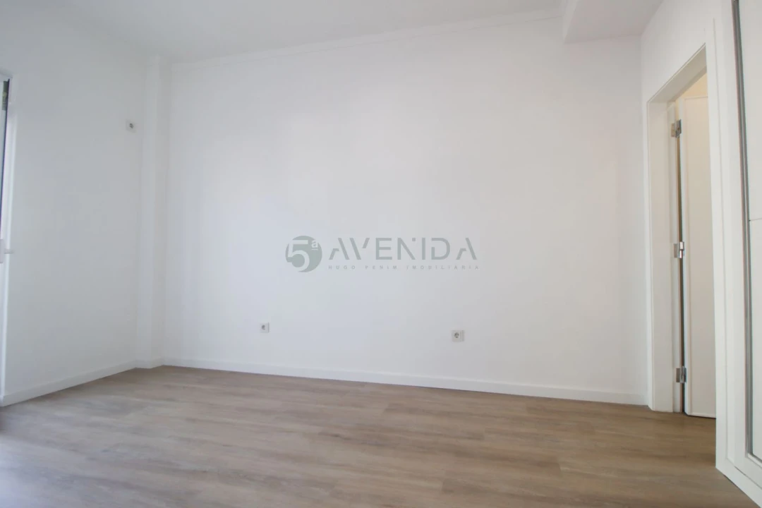 Apartamento T3 para Venda em Alto do Seixalinho, Santo André e Verderena Foto 9