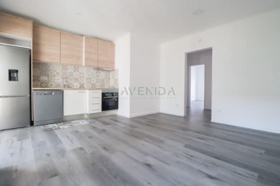 Apartamento T2 para Venda em Baixa da Banheira e Vale da Amoreira