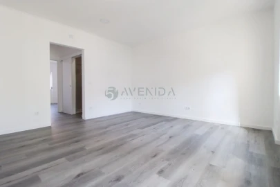 Apartamento T2 para Venda em Baixa da Banheira e Vale da Amoreira