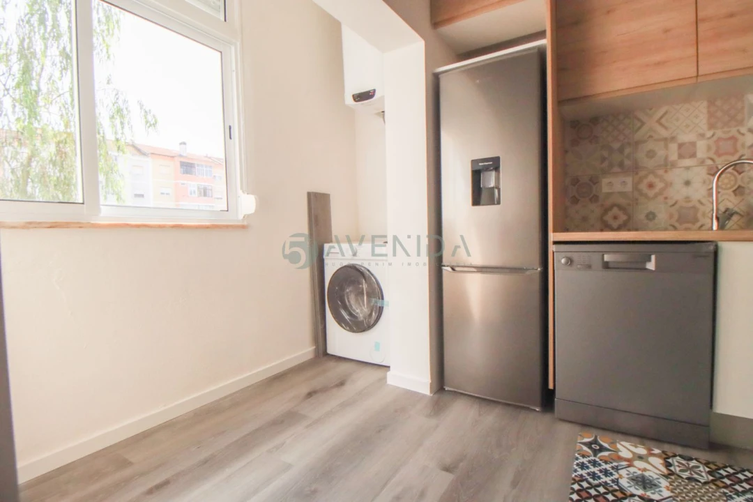 Apartamento T2 para Venda em Baixa da Banheira e Vale da Amoreira Foto 14