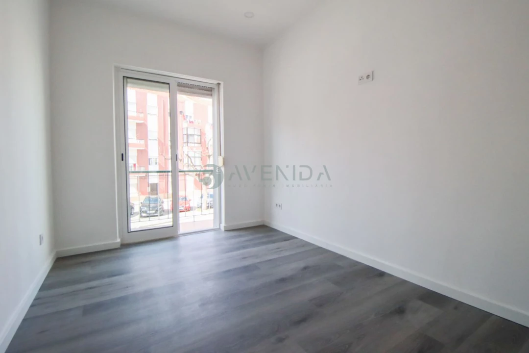 Apartamento T2 para Venda em Baixa da Banheira e Vale da Amoreira Foto 12