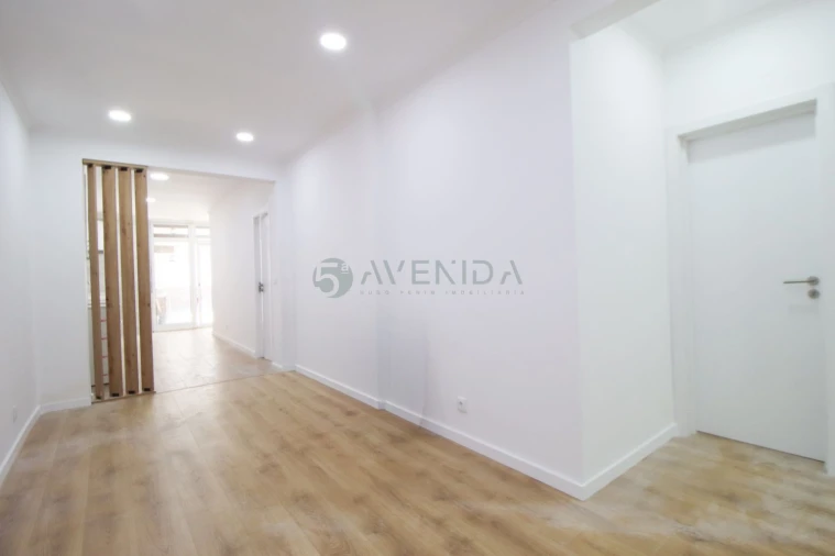 Apartamento T1 para Venda em Baixa da Banheira e Vale da Amoreira Foto 7