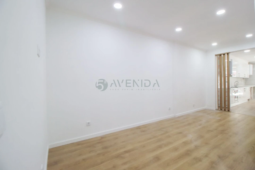 Apartamento T1 para Venda em Baixa da Banheira e Vale da Amoreira Foto 17