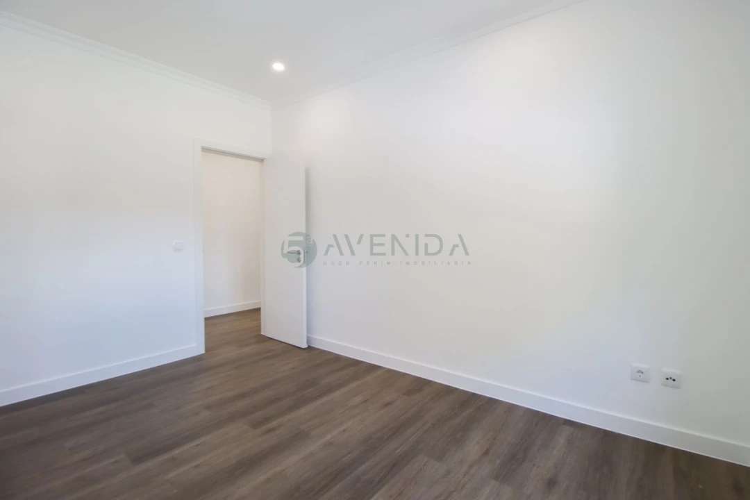 Apartamento T2 para Venda em Alto do Seixalinho, Santo André e Verderena Foto 11