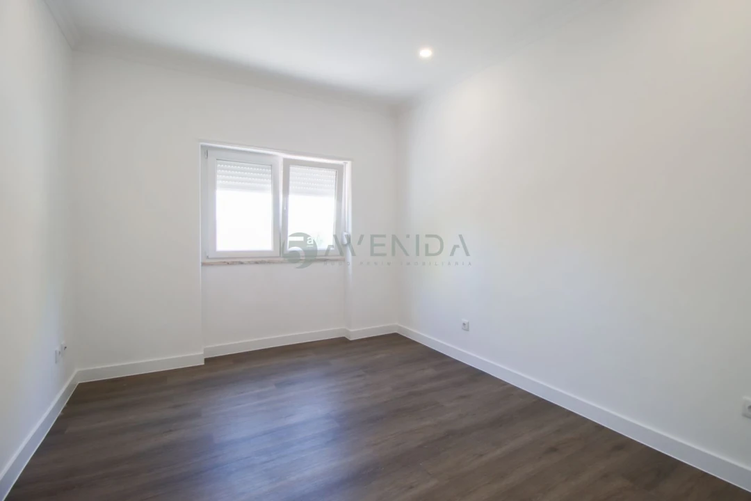 Apartamento T2 para Venda em Alto do Seixalinho, Santo André e Verderena Foto 12