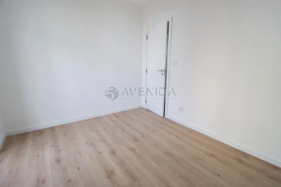 Apartamento T1 para Venda em Águas Livres