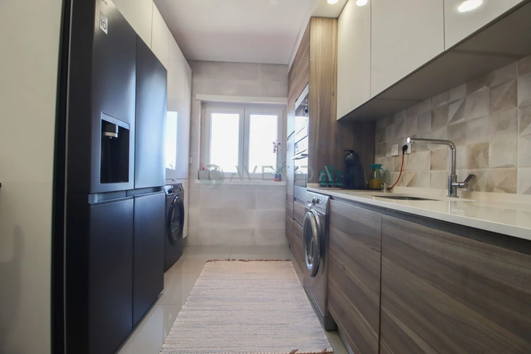 Apartamento T3 para Venda em Barreiro e Lavradio Foto 3