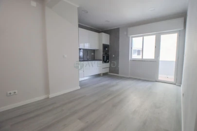Apartamento T1 para Venda em Venteira