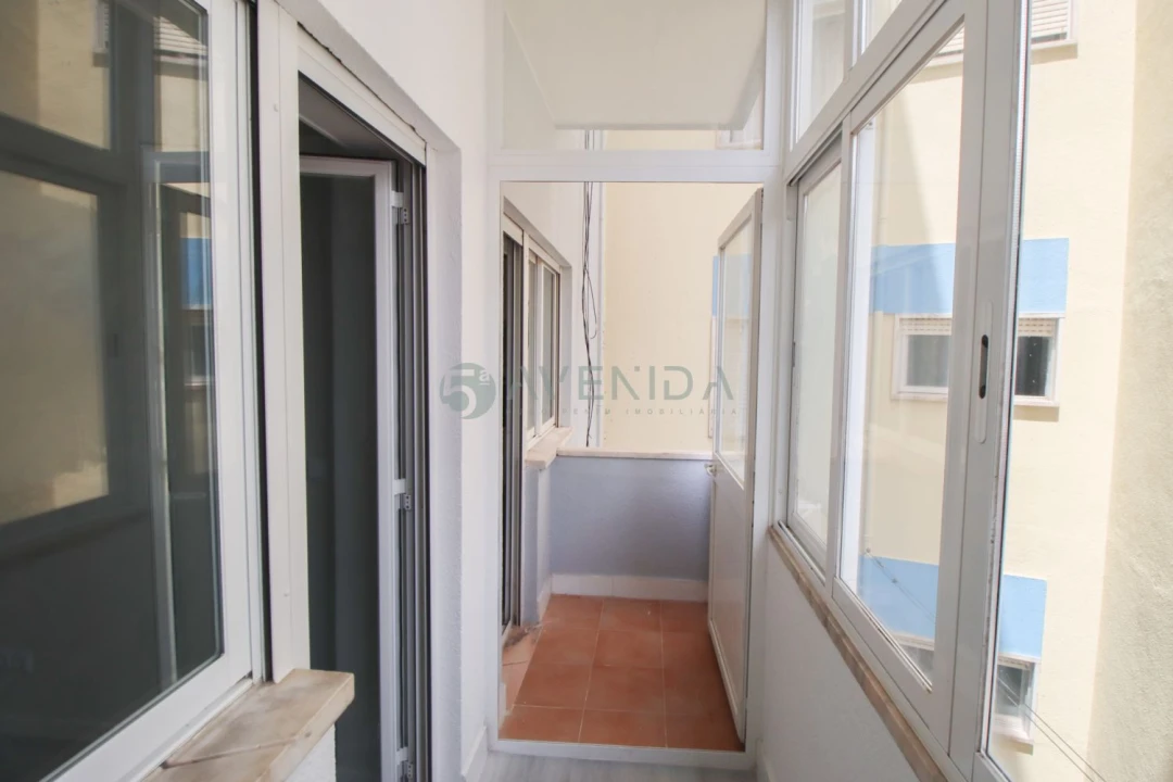 Apartamento T1 para Venda em Venteira Foto 15