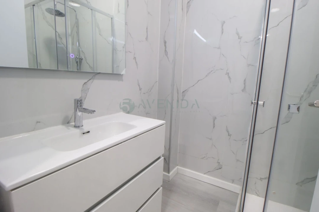 Apartamento T1 para Venda em Venteira Foto 12