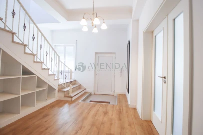 Moradia T4 para Venda em Alhos Vedros