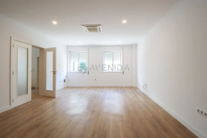 Moradia T4 para Venda em Alhos Vedros