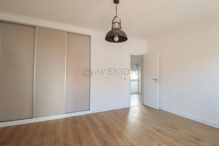 Moradia T4 para Venda em Alhos Vedros Foto 29