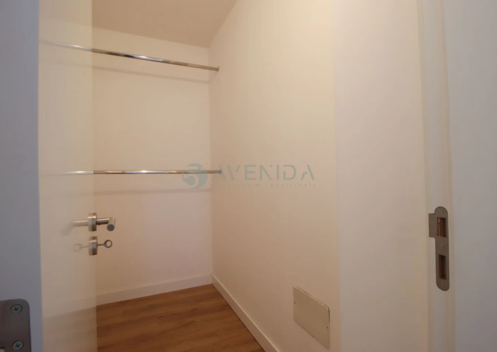Moradia T4 para Venda em Alhos Vedros Foto 32
