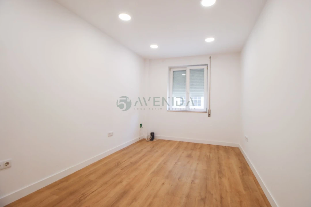 Moradia T4 para Venda em Alhos Vedros Foto 17