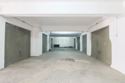 Garagem para Venda em Baixa da Banheira e Vale da Amoreira
