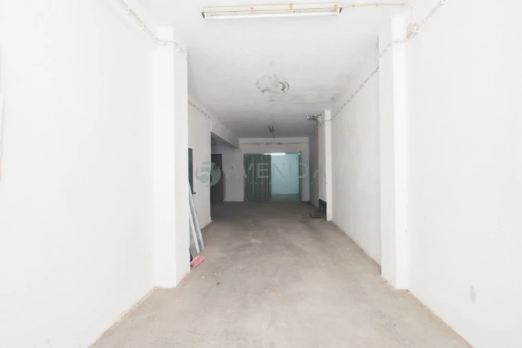 Garagem para Venda em Baixa da Banheira e Vale da Amoreira Foto 2