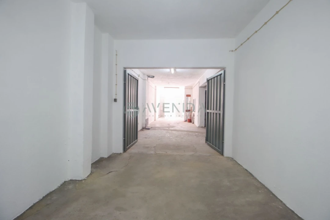 Garagem para Venda em Baixa da Banheira e Vale da Amoreira Foto 10