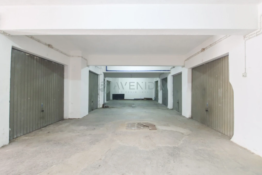 Garagem para Venda em Baixa da Banheira e Vale da Amoreira Foto 7