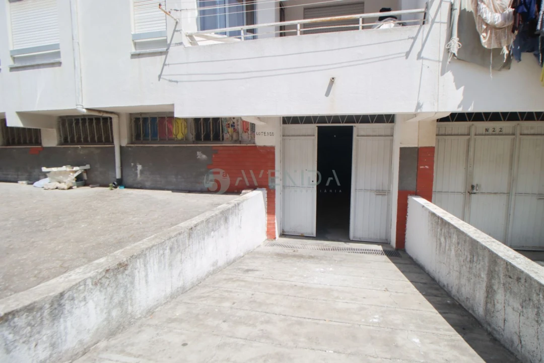 Garagem para Venda em Baixa da Banheira e Vale da Amoreira Foto 1