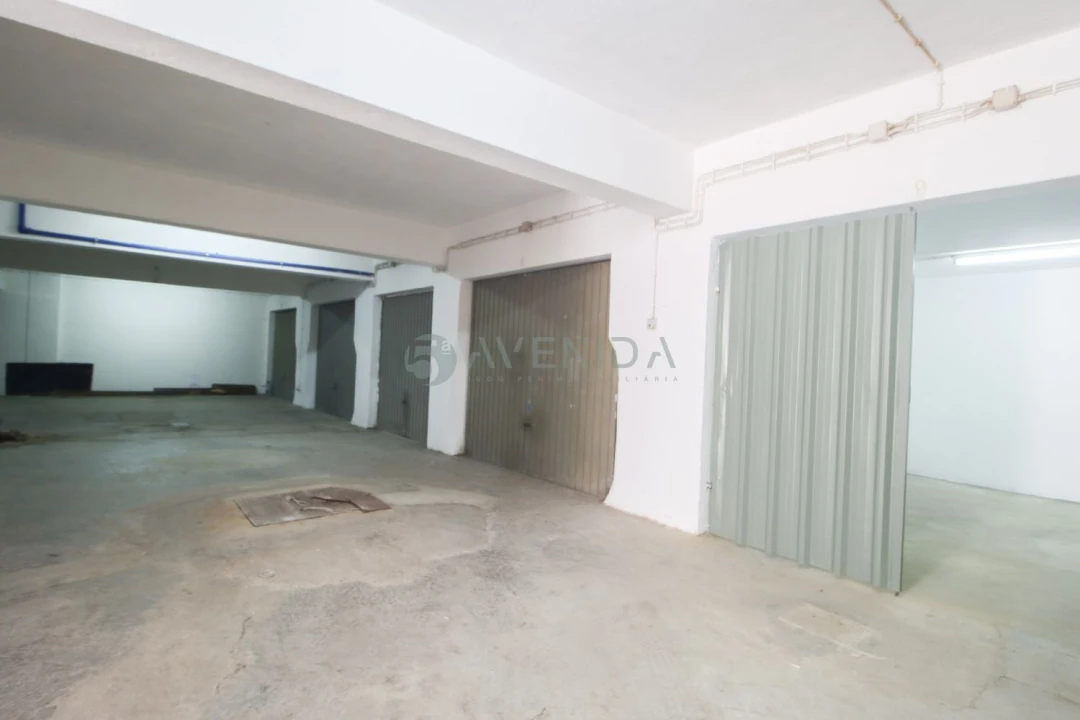 Garagem para Venda em Baixa da Banheira e Vale da Amoreira Foto 5