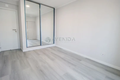 Apartamento T4 para Venda em Amora
