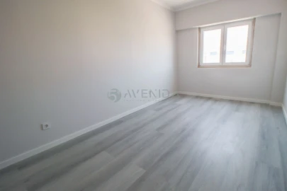 Apartamento T4 para Venda em Amora