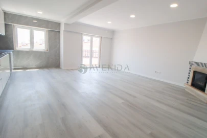 Apartamento T4 para Venda em Amora