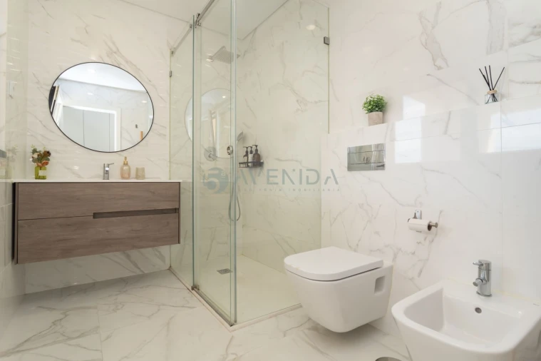 Apartamento T4 para Venda em Fernao Ferro Foto 32