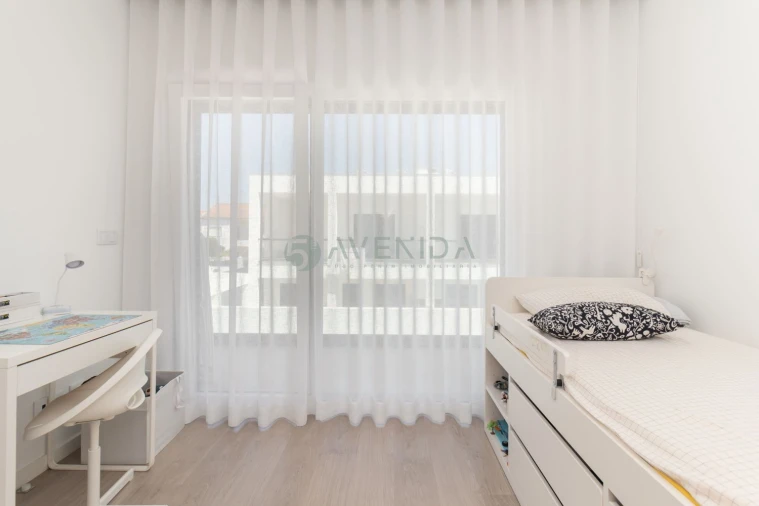Apartamento T4 para Venda em Fernao Ferro Foto 25