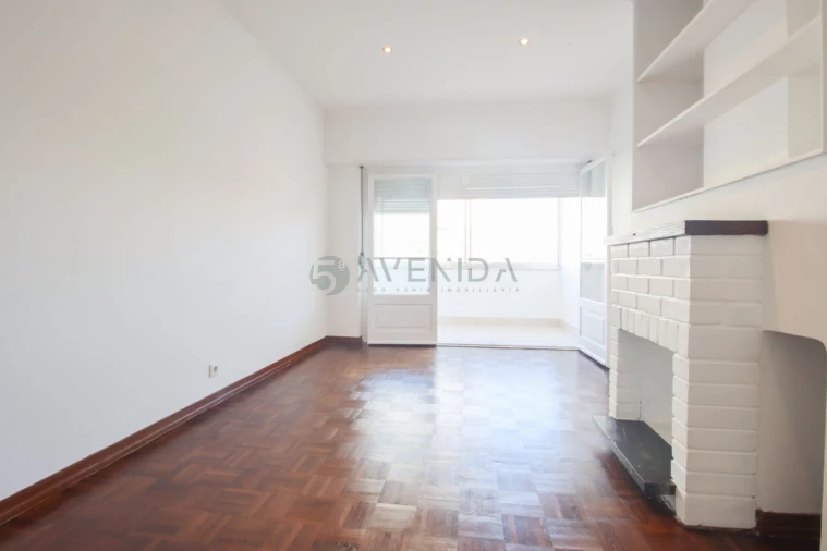 Apartamento T1 para Venda em Oeiras e São Julião da Barra, Paço de Arcos e Caxias Foto 12