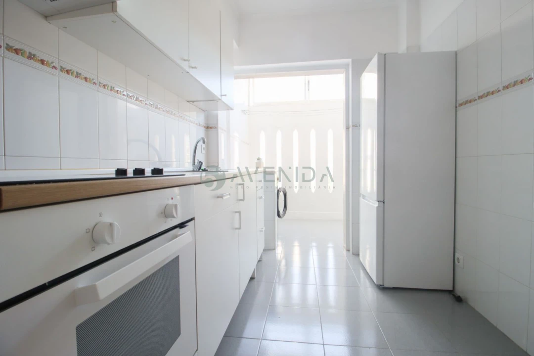 Apartamento T1 para Venda em Oeiras e São Julião da Barra, Paço de Arcos e Caxias Foto 3