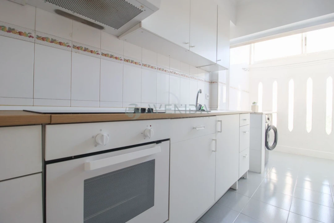 Apartamento T1 para Venda em Oeiras e São Julião da Barra, Paço de Arcos e Caxias Foto 4