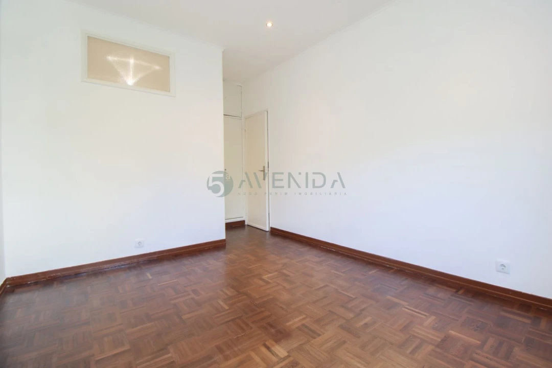 Apartamento T1 para Venda em Oeiras e São Julião da Barra, Paço de Arcos e Caxias Foto 19
