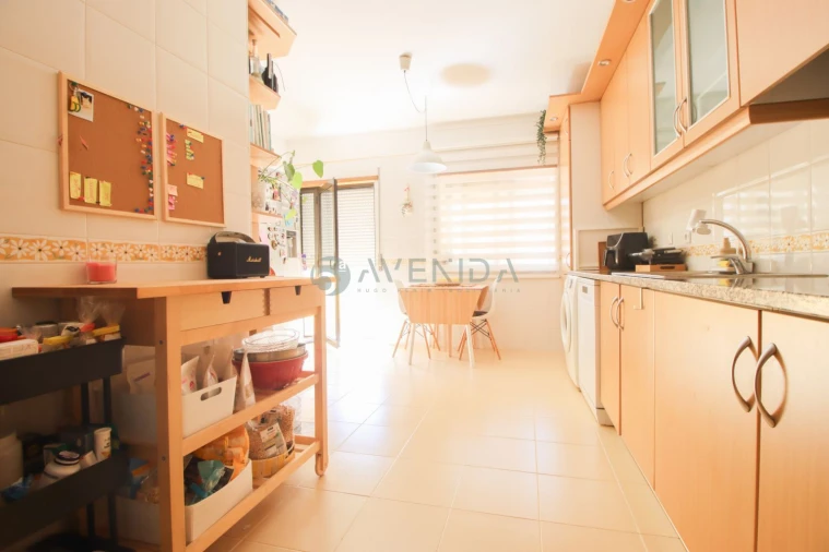 Apartamento T3 para Venda em Barreiro e Lavradio Foto 6