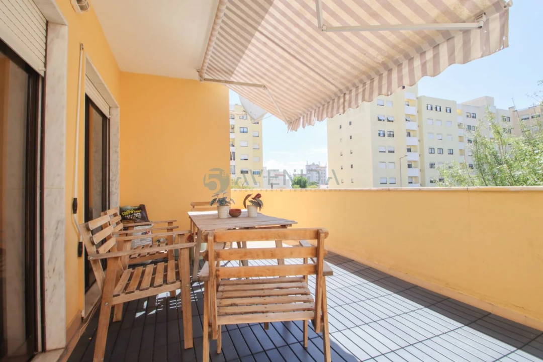Apartamento T3 para Venda em Barreiro e Lavradio Foto 13