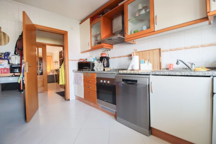 Apartamento T2 para Venda em Sesimbra (Castelo) Foto 3
