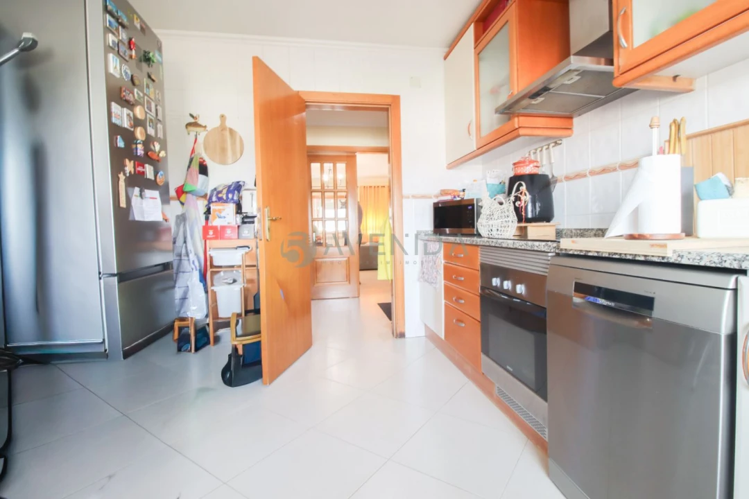 Apartamento T2 para Venda em Sesimbra (Castelo) Foto 5