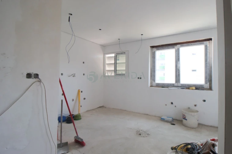 Apartamento T3 para Venda em Moita Foto 2