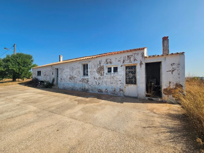 Terreno Misto para Venda em Estômbar e Parchal Foto 2